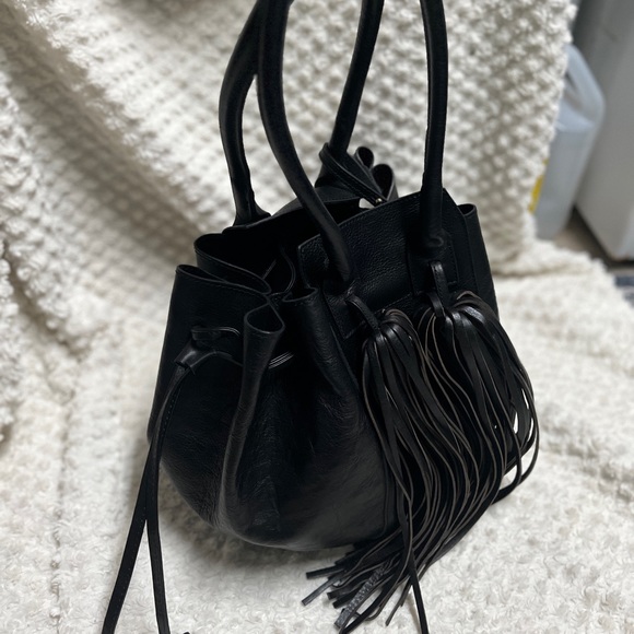 Stella And Bianca Leather Tassel Bucket Bag. - Picture 5 of 13